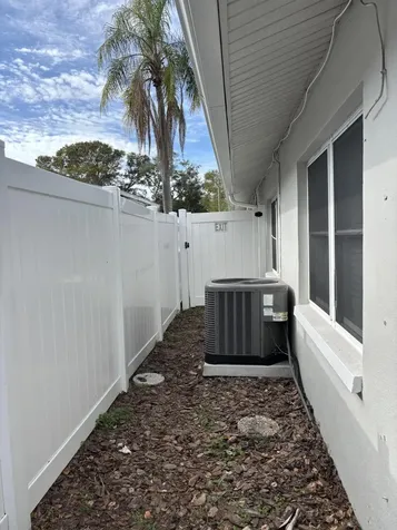 1105+1107 Amble Lane Clearwater FL 33755