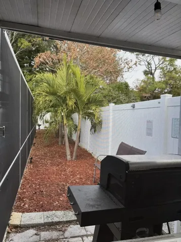 1105+1107 Amble Lane Clearwater FL 33755