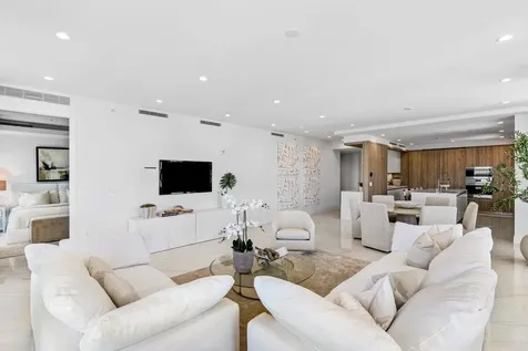 495 E Royal Palm Road Boca Raton FL 33432