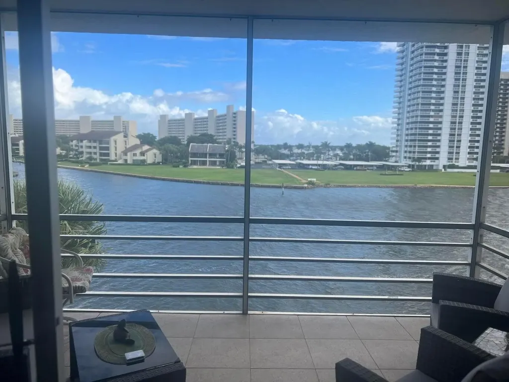 20 Yacht Club Drive North Palm Beach FL 33408