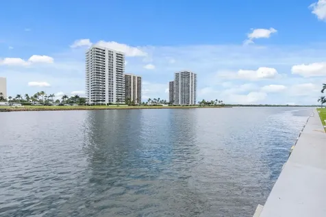 20 Yacht Club Drive North Palm Beach FL 33408