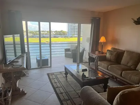20 Yacht Club Drive North Palm Beach FL 33408