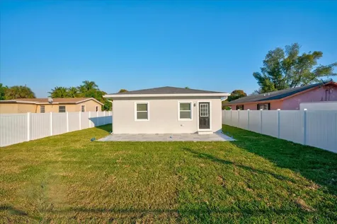 320 NW 6th Avenue Delray Beach FL 33444