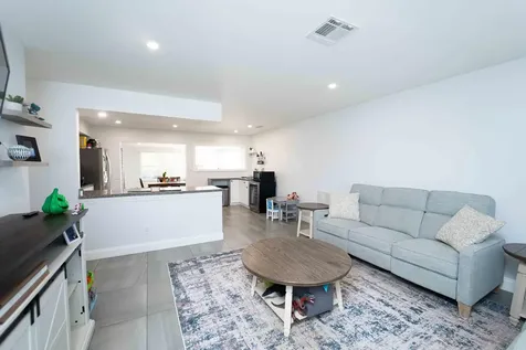 477 Se Asbury Lane Port Saint Lucie FL 34983