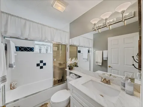 1330 Sw Maplewood Drive Port Saint Lucie FL 34986