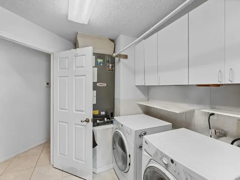 1330 Sw Maplewood Drive Port Saint Lucie FL 34986