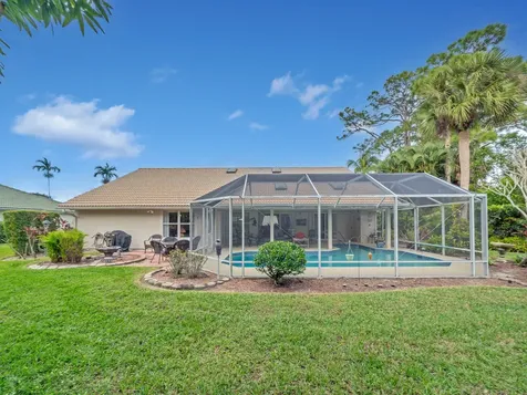 1330 Sw Maplewood Drive Port Saint Lucie FL 34986