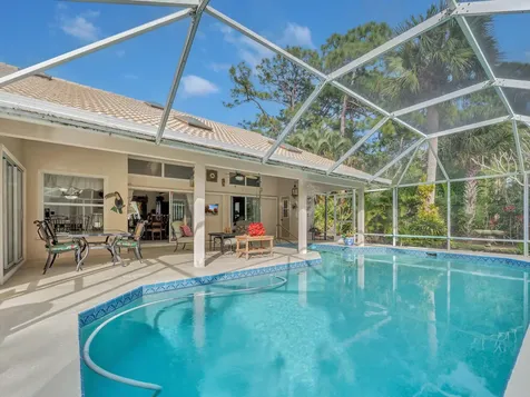 1330 Sw Maplewood Drive Port Saint Lucie FL 34986