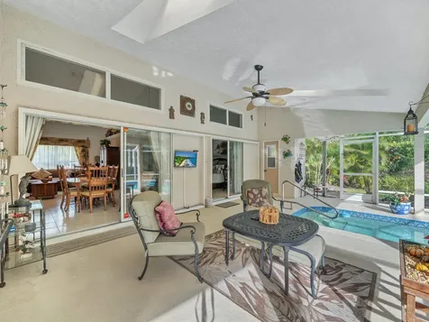 1330 Sw Maplewood Drive Port Saint Lucie FL 34986