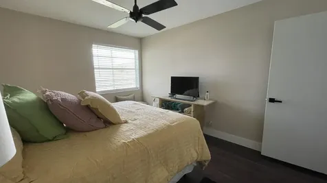 568 Burgundy L Delray Beach FL 33484