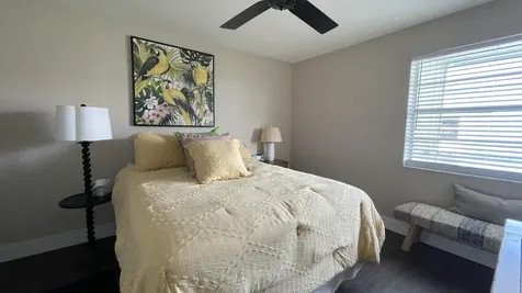 568 Burgundy L Delray Beach FL 33484