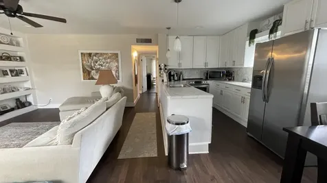 568 Burgundy L Delray Beach FL 33484