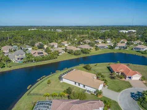 7576 Fieldstone Square Vero Beach FL 32967