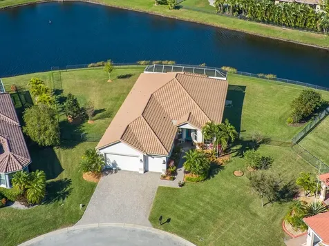 7576 Fieldstone Square Vero Beach FL 32967