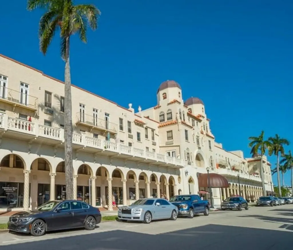 235 Sunrise Avenue Palm Beach FL 33480