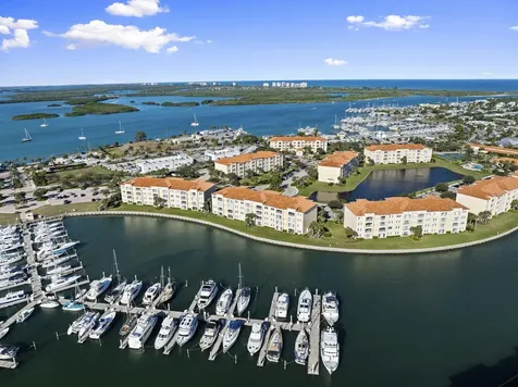 9 Harbour Isle Drive Hutchinson Island FL 34949