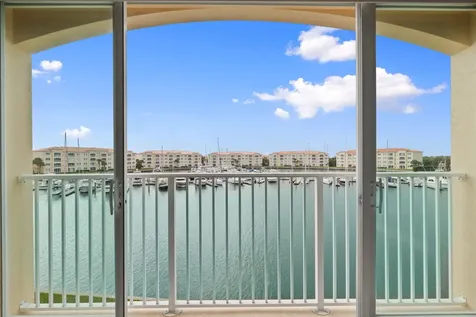 9 Harbour Isle Drive Hutchinson Island FL 34949