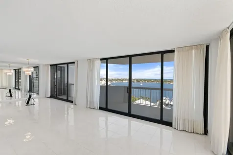 123 Lakeshore Drive North Palm Beach FL 33408