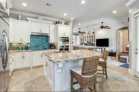183 Se Calmo Circle Port Saint Lucie FL 34984