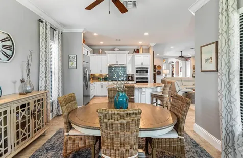 183 Se Calmo Circle Port Saint Lucie FL 34984