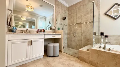 183 Se Calmo Circle Port Saint Lucie FL 34984