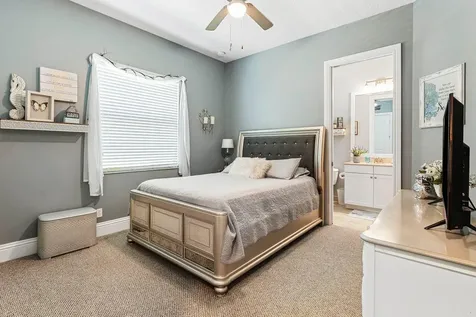 183 Se Calmo Circle Port Saint Lucie FL 34984