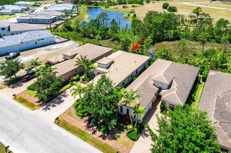 183 Se Calmo Circle Port Saint Lucie FL 34984