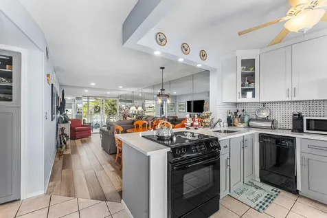 2161 Ne 1st Court Boynton Beach FL 33435