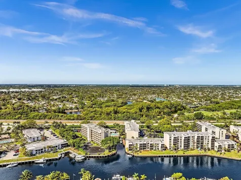 21 Royal Palm Way Boca Raton FL 33432
