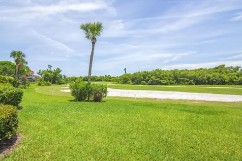 69 Royal Oak Court Vero Beach FL 32962