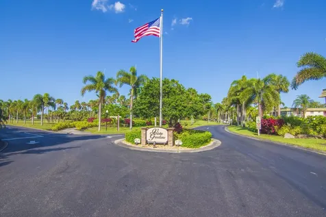 69 Royal Oak Court Vero Beach FL 32962