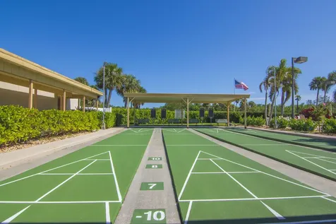 69 Royal Oak Court Vero Beach FL 32962