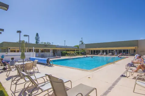 69 Royal Oak Court Vero Beach FL 32962