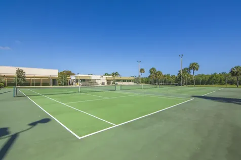 69 Royal Oak Court Vero Beach FL 32962
