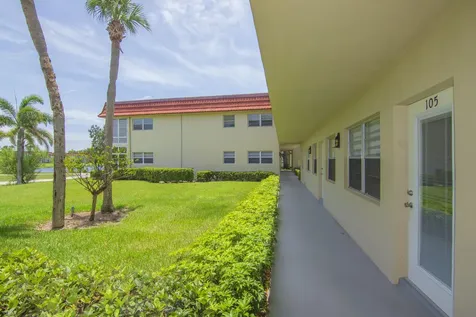 69 Royal Oak Court Vero Beach FL 32962
