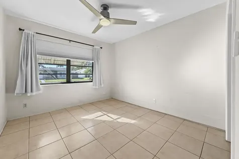 105 Ne 2nd Place Dania FL 33004