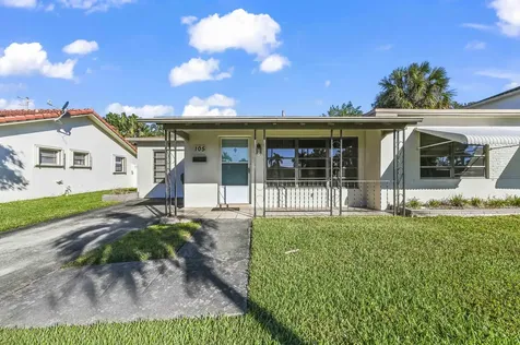 105 Ne 2nd Place Dania FL 33004