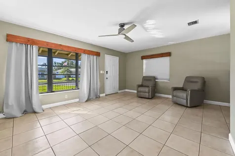 105 Ne 2nd Place Dania FL 33004