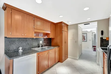 2200 S Ocean Boulevard Delray Beach FL 33483