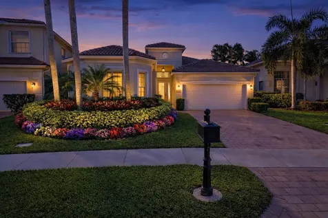 5618 Via De La Plata Circle Delray Beach FL 33484