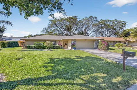 738 Nw 24th Avenue Delray Beach FL 33445