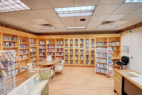 738 Nw 24th Avenue Delray Beach FL 33445