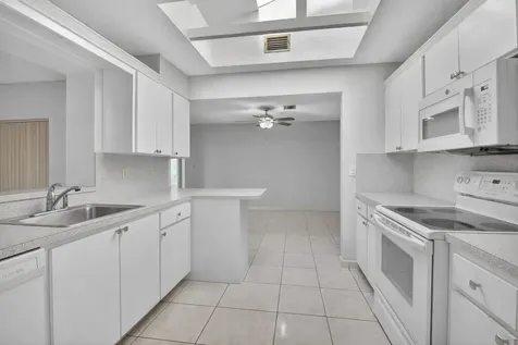 738 Nw 24th Avenue Delray Beach FL 33445