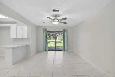 738 Nw 24th Avenue Delray Beach FL 33445