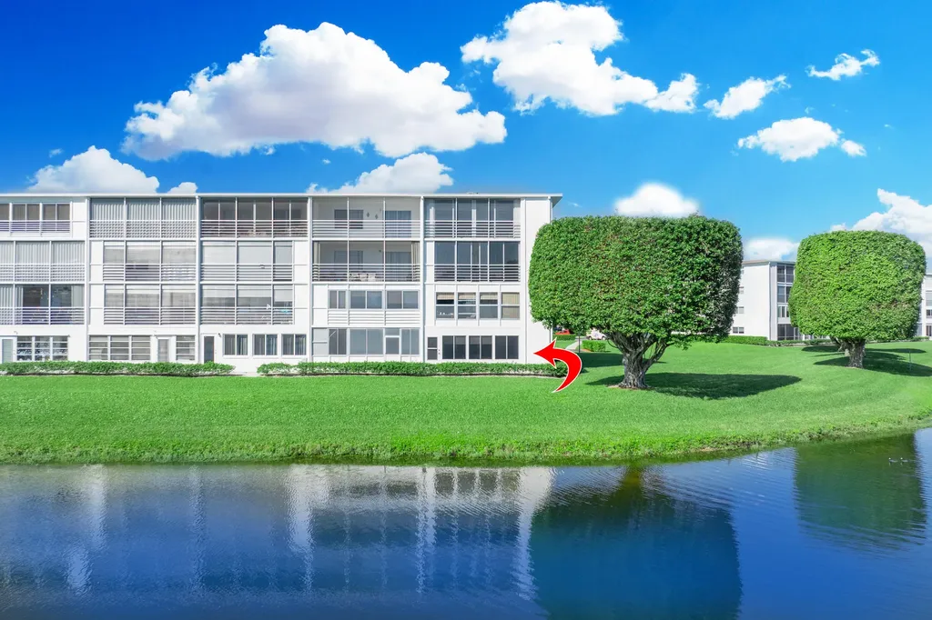 1018 Guildford A Boca Raton FL 33434