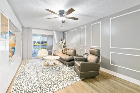1018 Guildford A Boca Raton FL 33434