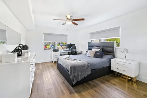 1018 Guildford A Boca Raton FL 33434