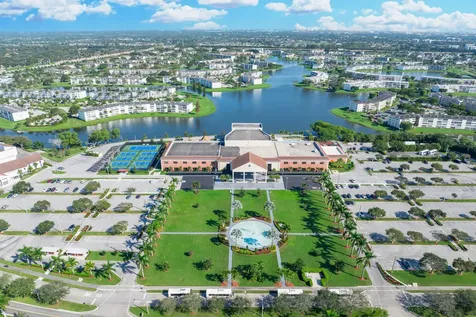 1018 Guildford A Boca Raton FL 33434