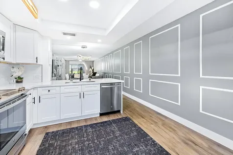 1018 Guildford A Boca Raton FL 33434
