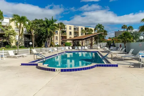 890 N Federal Highway Lantana FL 33462
